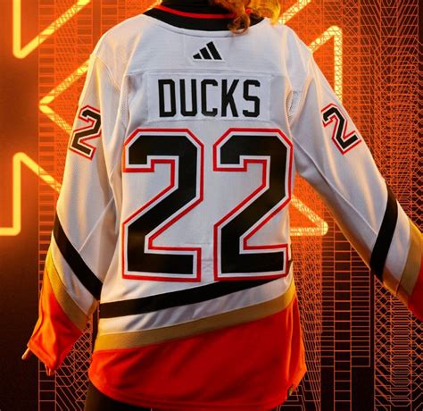 reverse retro jerseys 2022|adidas, NHL® return with adidas Reverse Retro 2022。